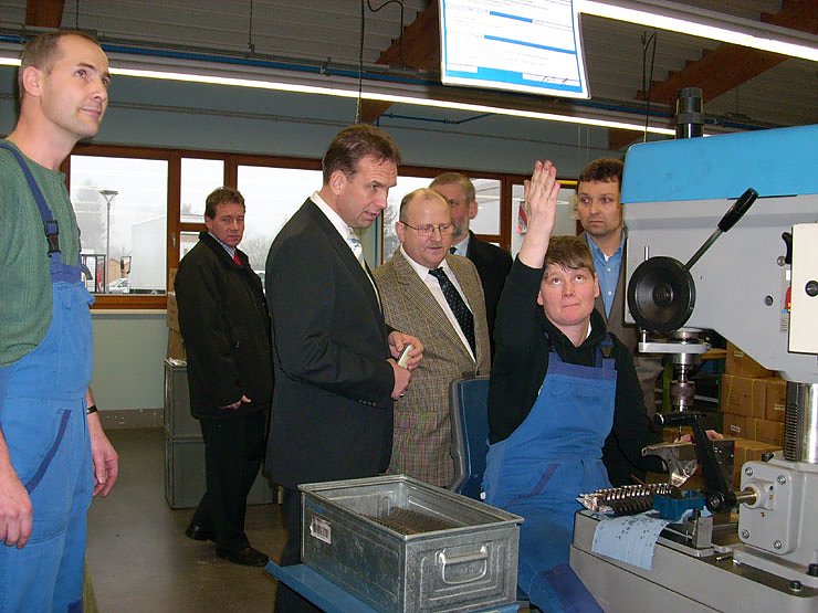 Minsterpr&auml;sident Althaus beim Rundgang 1