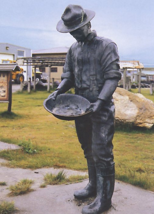 ZWISCHEN TH&Uuml;RINGEN UND ALASKA