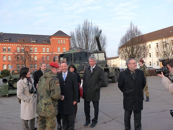 Zu Besuch in Kaserne